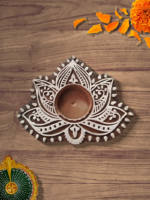 China Berry Leaf Wood Carved Diya set