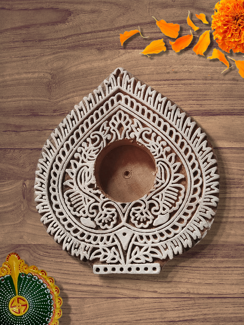 Leaf-shaped-China-Berry-Wooden-Blocks-Set-by-Vikas-Singh-1_800x Leaf shaped China Berry Wooden Blocks Set - Image 1